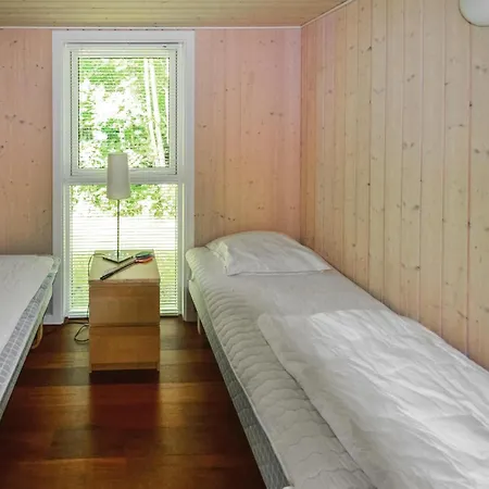 3 Bedroom Stunning In * Glesborg